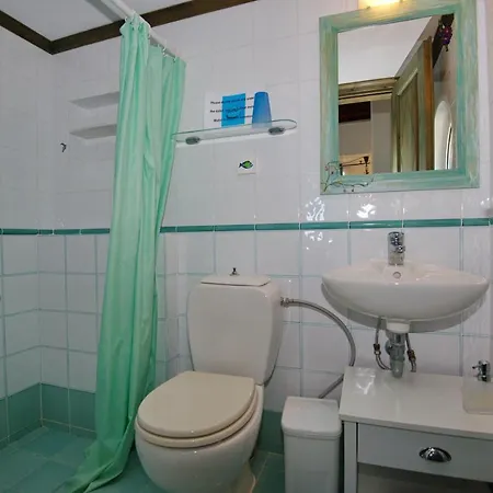 Villa Flora Views Exciting Imagination, 2 Patitiri