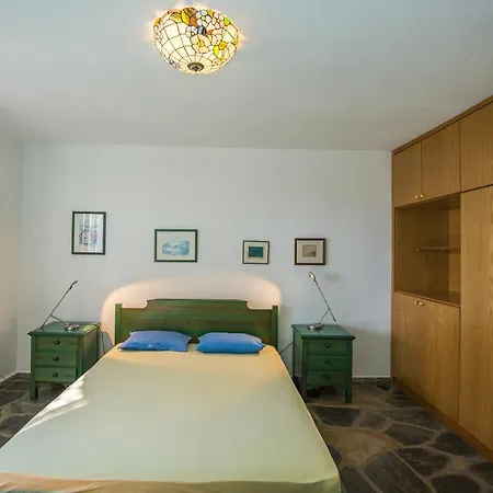 Flora Views Exciting Imagination, 2 Villa Patitiri