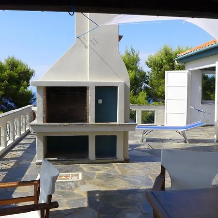 Flora Views Exciting Imagination, 2